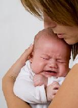 Почему кричит новорожденный ребенок?